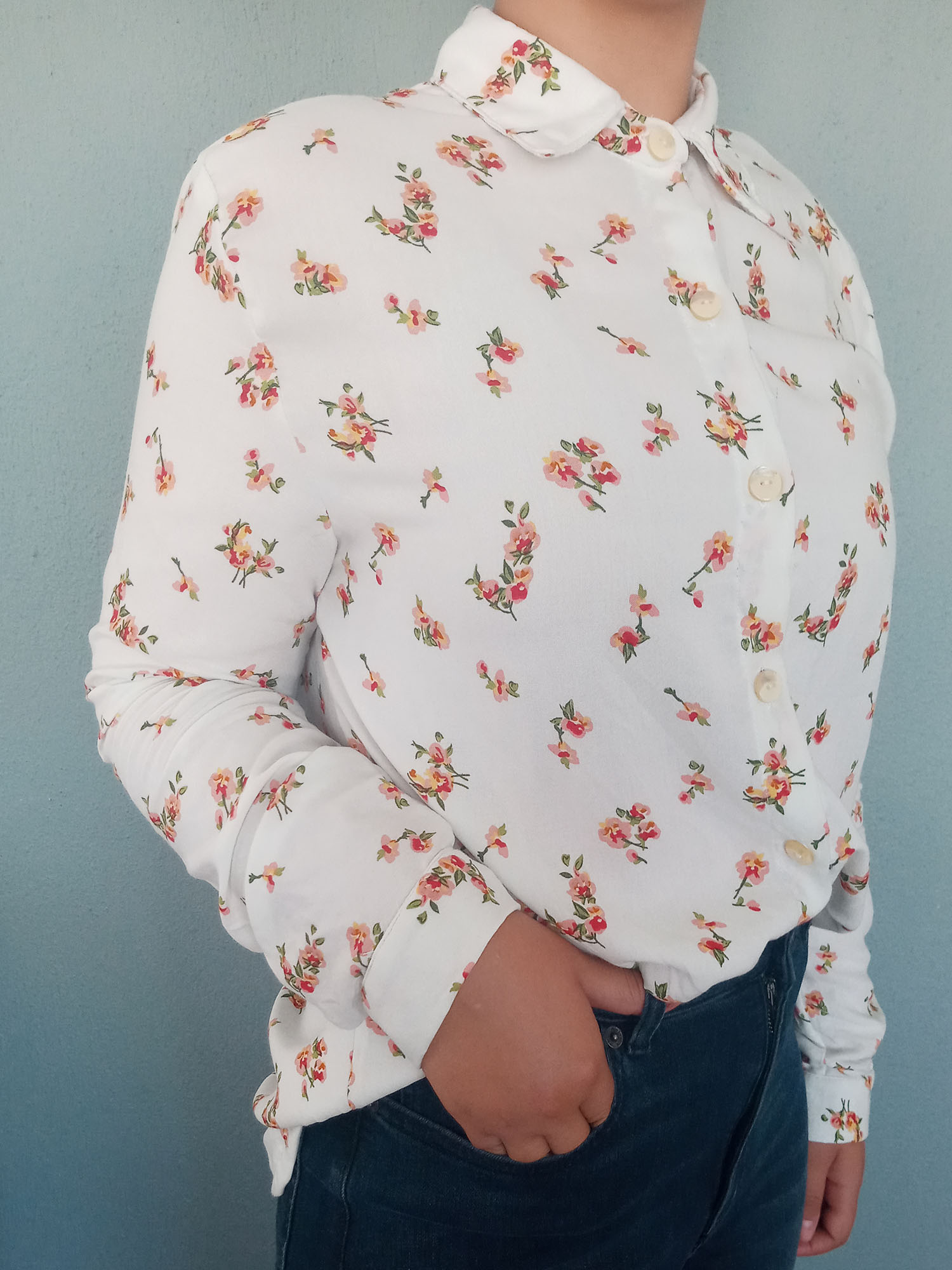Çiçekli Yazlık Pantolonlar Bu Yaz Çok Moda